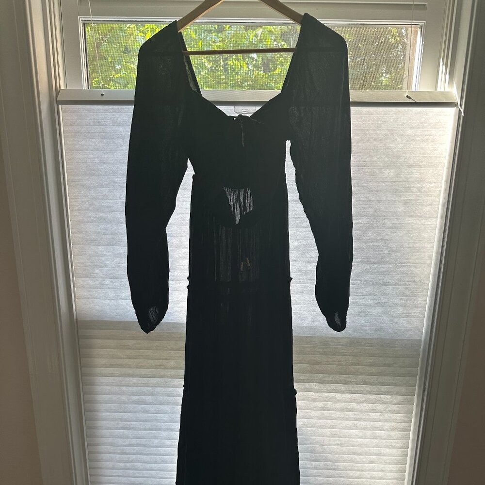 Free People Black Maxi Dress (Long Sleeve & can be worn off the shoulders)